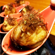 Takoyaki (octopus balls)