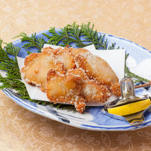 Marinated deep-fried chicken (seasoned with soy sauce)