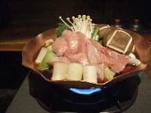 Tuna and green onions hotpot