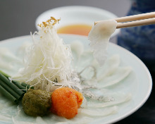 Thinly sliced pufferfish sashimi Thinly sliced pufferfish sashimi