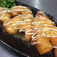 Fried shrimp dressed with mayonnaise