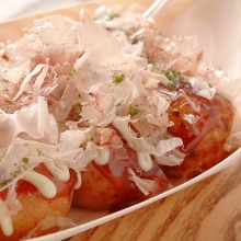 Takoyaki (octopus balls)