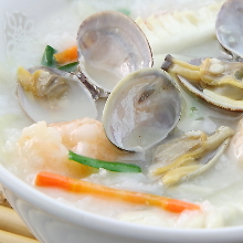 Seafood porridge