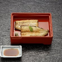 Broiled eel (kabayaki or shirayaki)