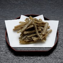 Fish bone crackers