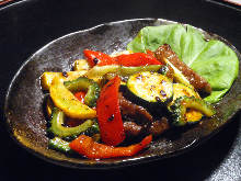 Stir-fried beef and vegetables