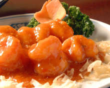 Stir-fried shrimp in chili sauce