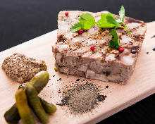 Pate de campagne (French country-style pate)