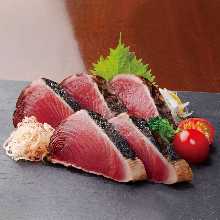 Seared skipjack tuna