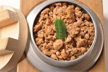 Chicken kamameshi (pot rice)