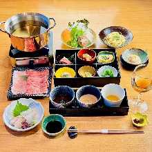 7,700 JPY Course (12 Items)