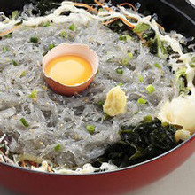 Baby sardine rice bowl Baby sardine rice bowl