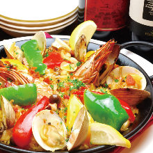 Seafood paella