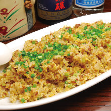 Fried rice with simmered cubed meat