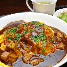 Omelette curry rice