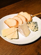 Assorted cheese, 3 kinds