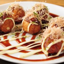 Takoyaki (octopus balls)