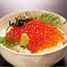 Salmon roe rice bowl
