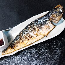 Salted and grilled fatty mackerel