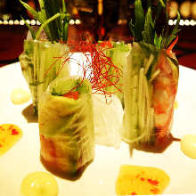 Goi cuon (fresh spring rolls)