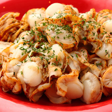 Grilled scallop with butter