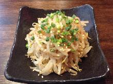 Bean sprouts namul (Korean seasoned bean sprouts)