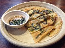 Garlic chives pajeon