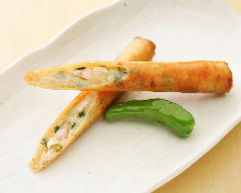 Fried spring roll of shrimp