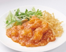 Large shrimp with chili sauce