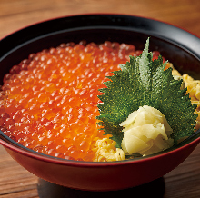 Salmon roe rice bowl