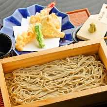 Buckwheat noodles with tempura