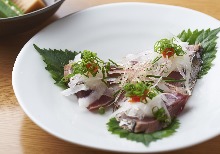 Seared skipjack tuna