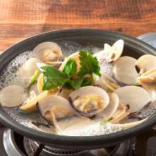 Common orient clams steamed in a toban (ceramic skillet)