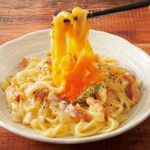 Flat noodle carbonara