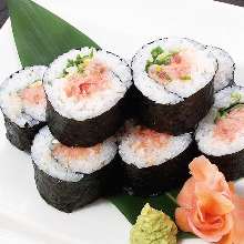 Negi toro (minced tuna with green onions) sushi rolls