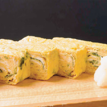 Japanese-style rolled omelet