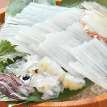 Live spear squid sashimi