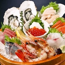 Assorted sashimi