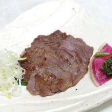Grilled beef tongue with miso
