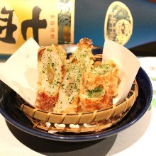 Seaweed-wrapped and fried fish paste tube