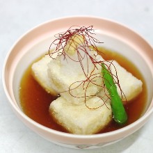 Deep-fried tofu in broth