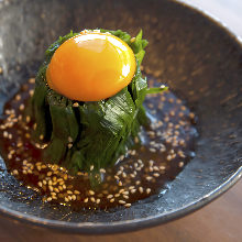 Stir-fried egg with garlic chives