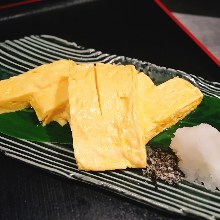 Japanese-style rolled omelet