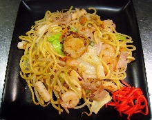 Yakisoba noodles