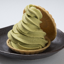 Soft serve ice cream