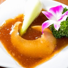 Simmered shark fin