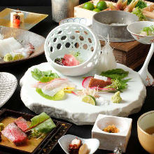 Assorted sashimi