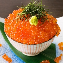 Salmon roe rice bowl