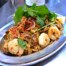 Stir-fried shrimp with mayonnaise