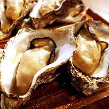 Grilled oysters with Garlic butter